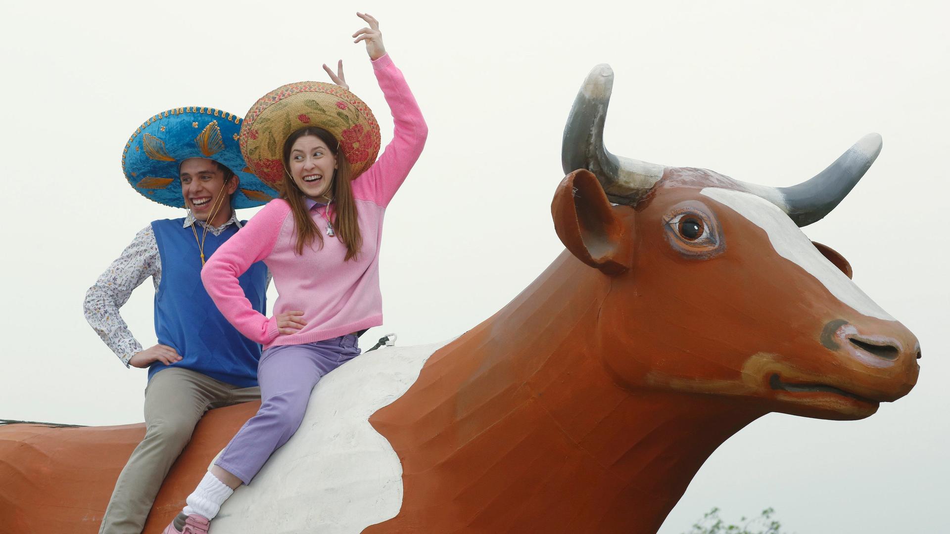 Still from Siblings and Sombreros