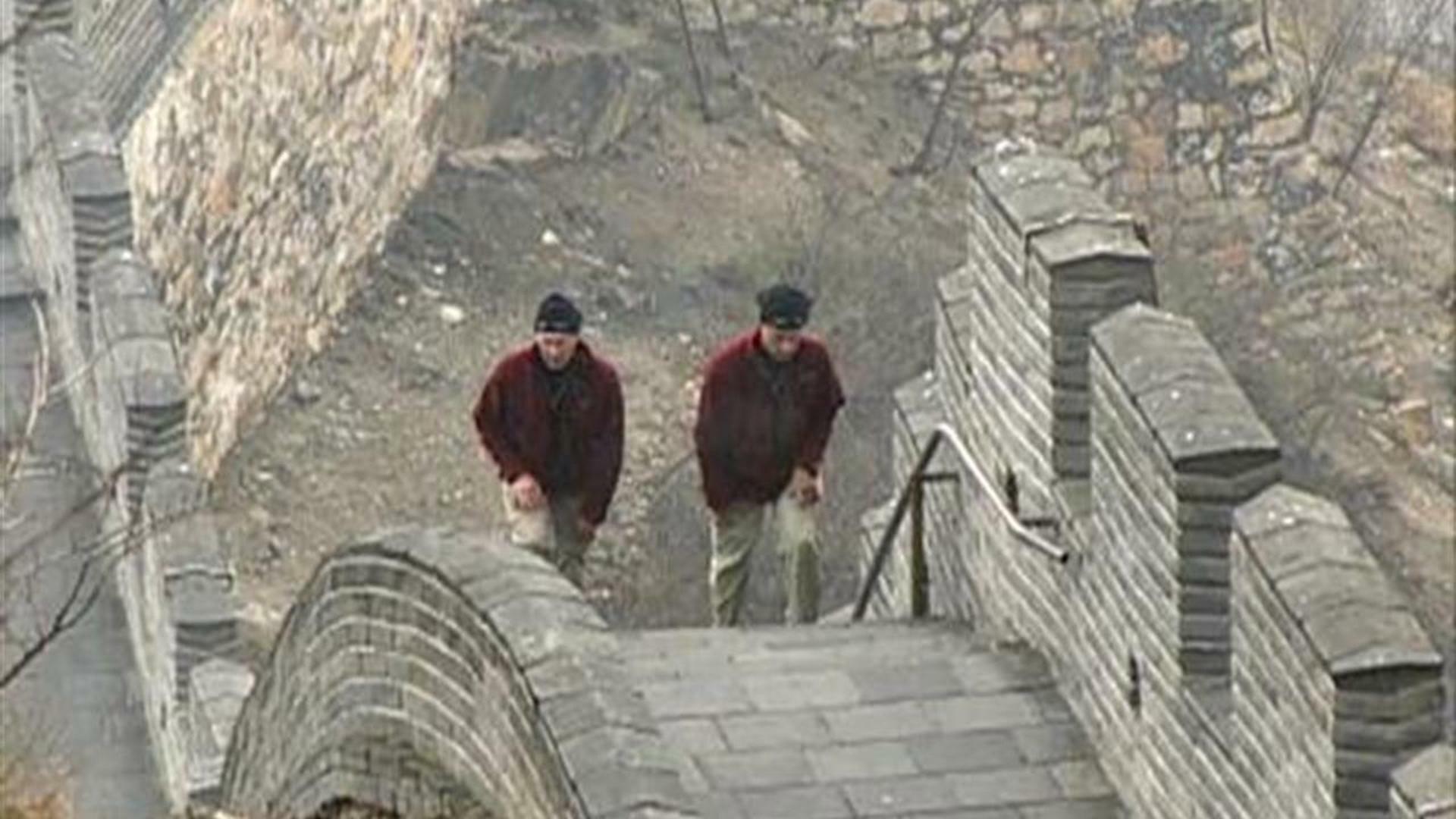Still from Race to the Finish (1)
