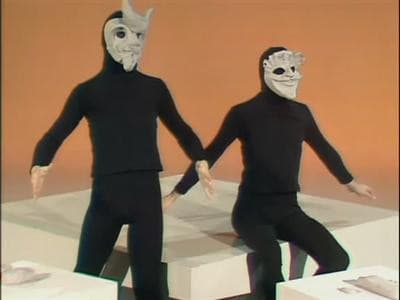 Still from Mummenschanz