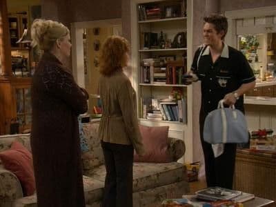 Still from Reba And The Nanny