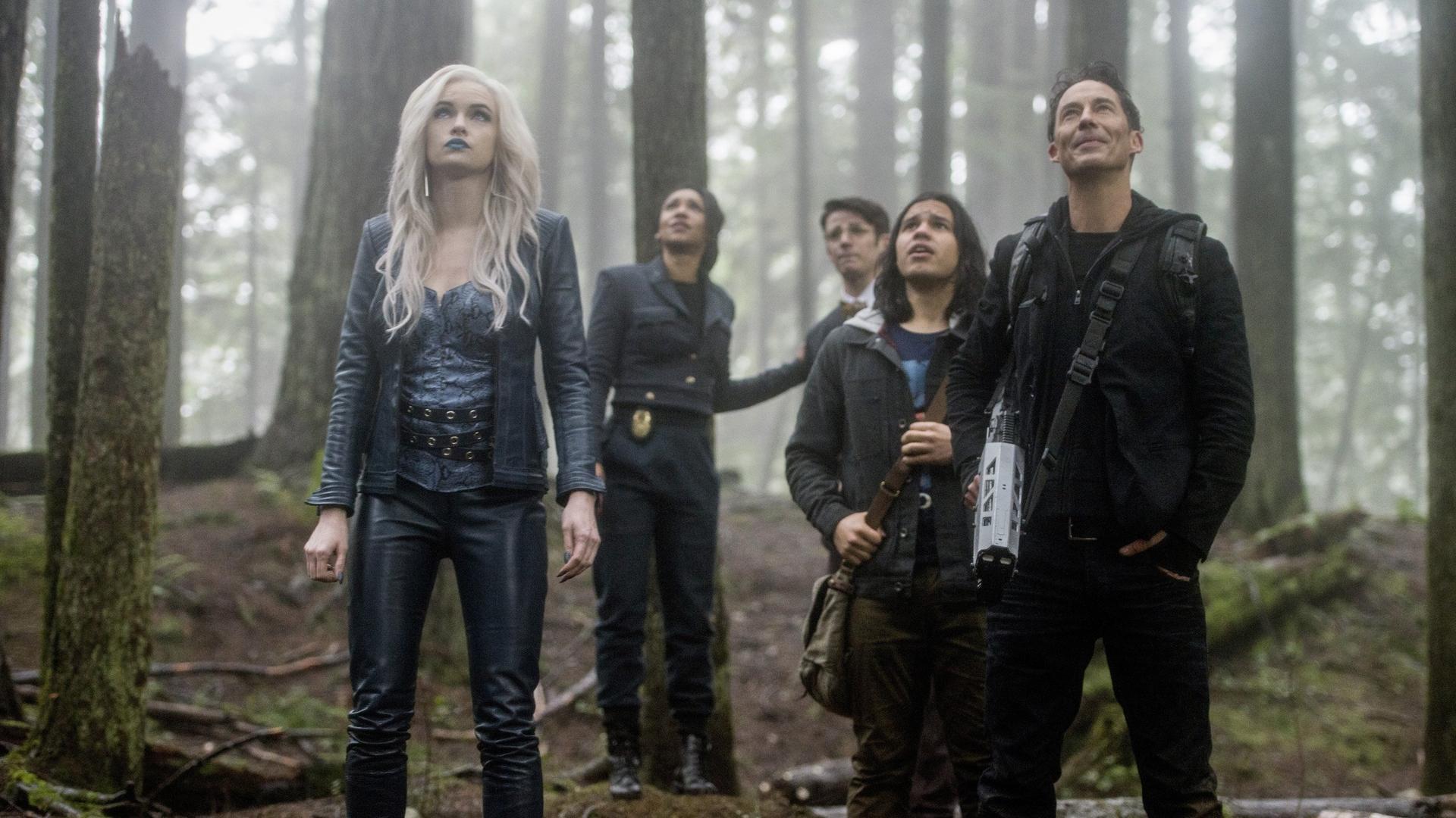 Still from Escape from Earth-2