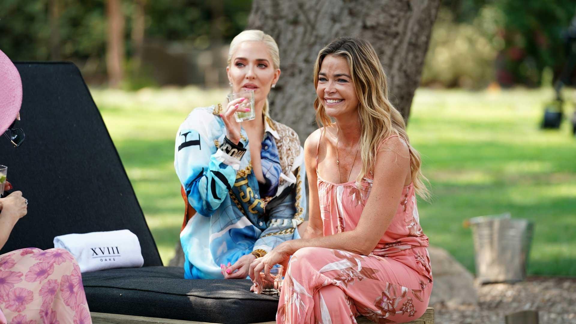 Still from Lucy Lucy Apple Juicy