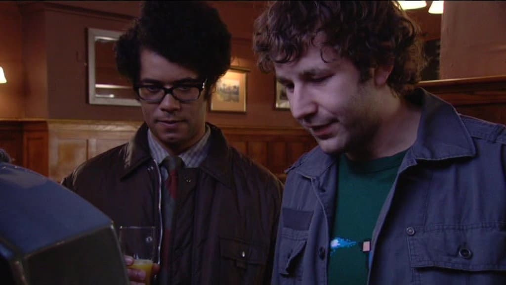 Still from Series 3 Deleted Scene 2 "Roy's Sex Life"