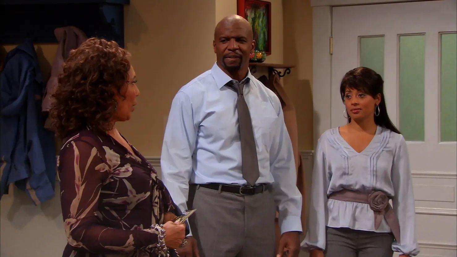 Still from The Nicks Manny-Pedi Episode