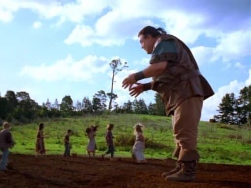 Still from Cast a Giant Shadow