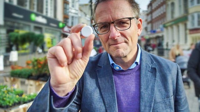 Still from Addicted to Painkillers? Britain's Opioid Crisis