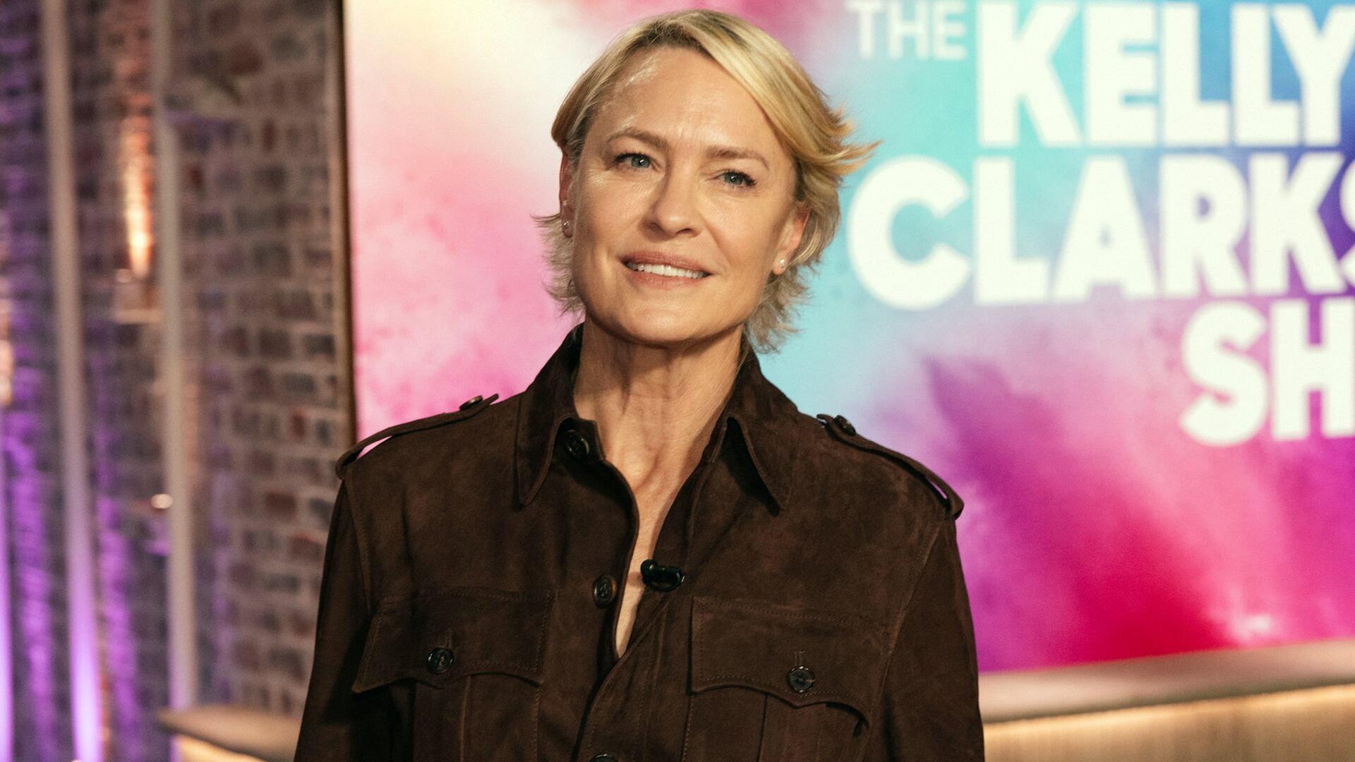 Still from Robin Wright, Kelsea Ballerini