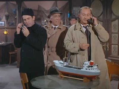 Still from Ship of Spies (1)