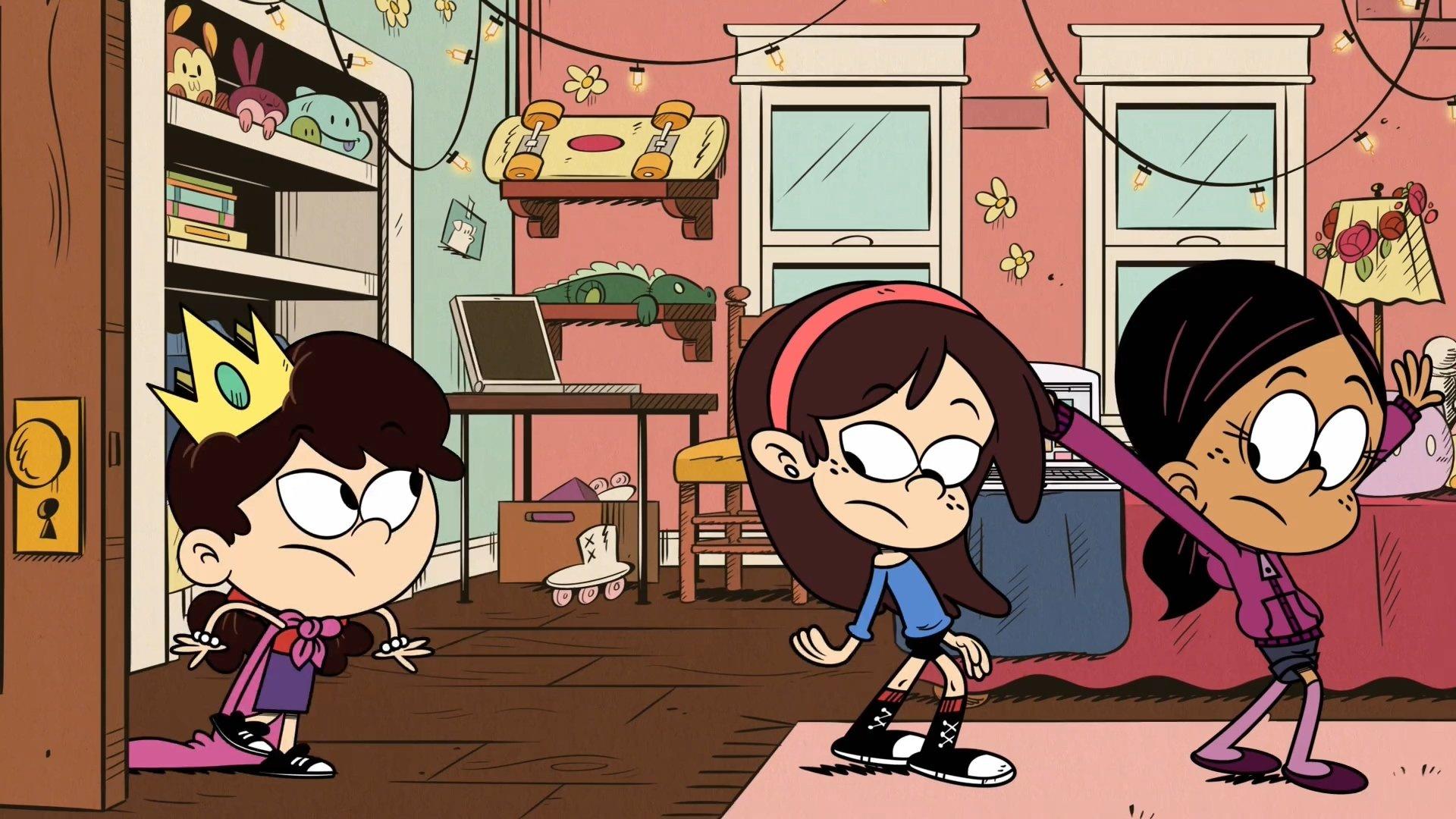 Still from Room for Improvement with the Casagrandes
