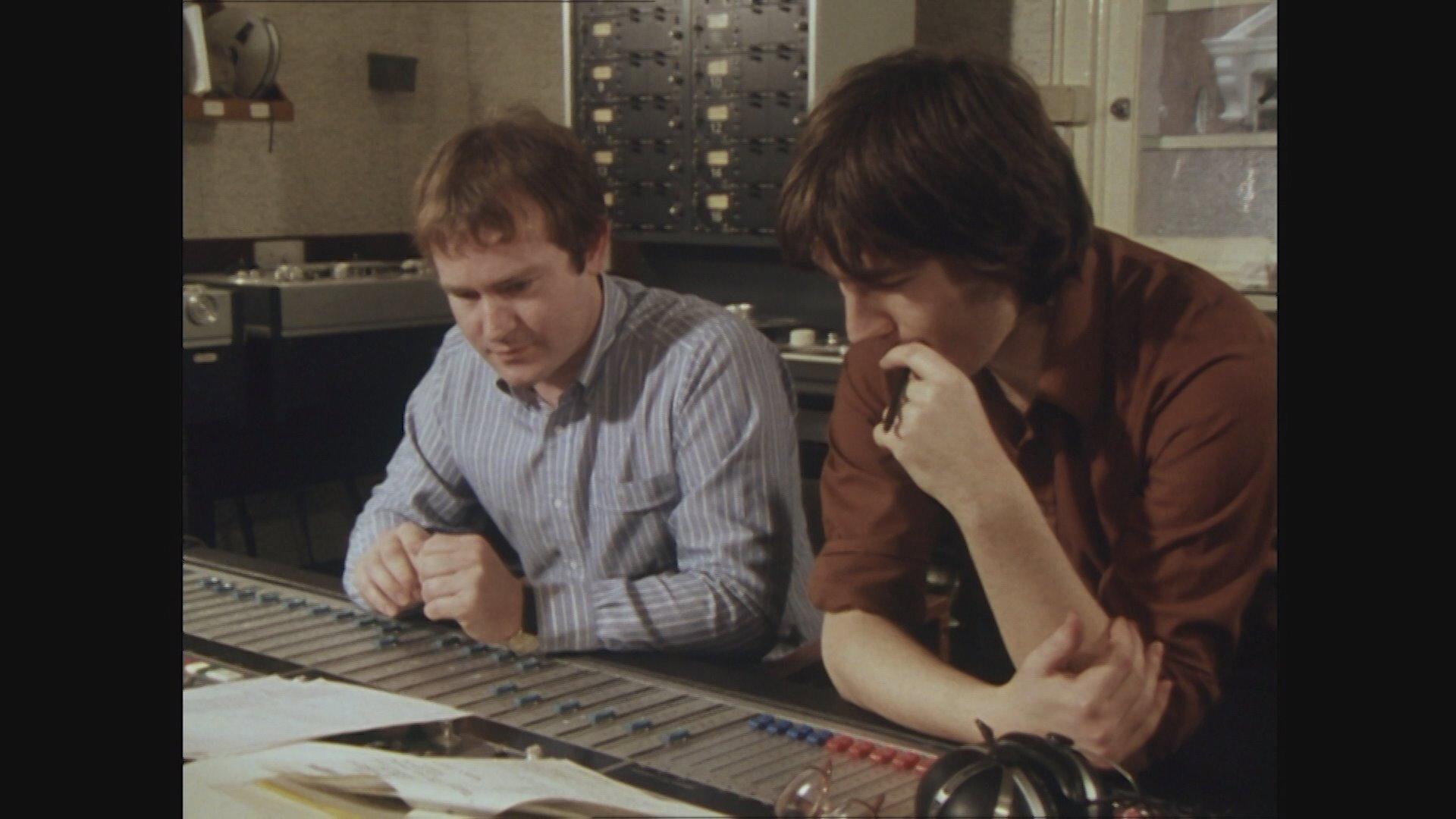 Still from Communicate!