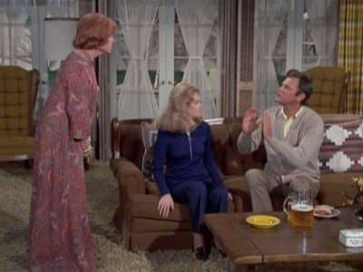 Still from The Return of Darrin the Bold