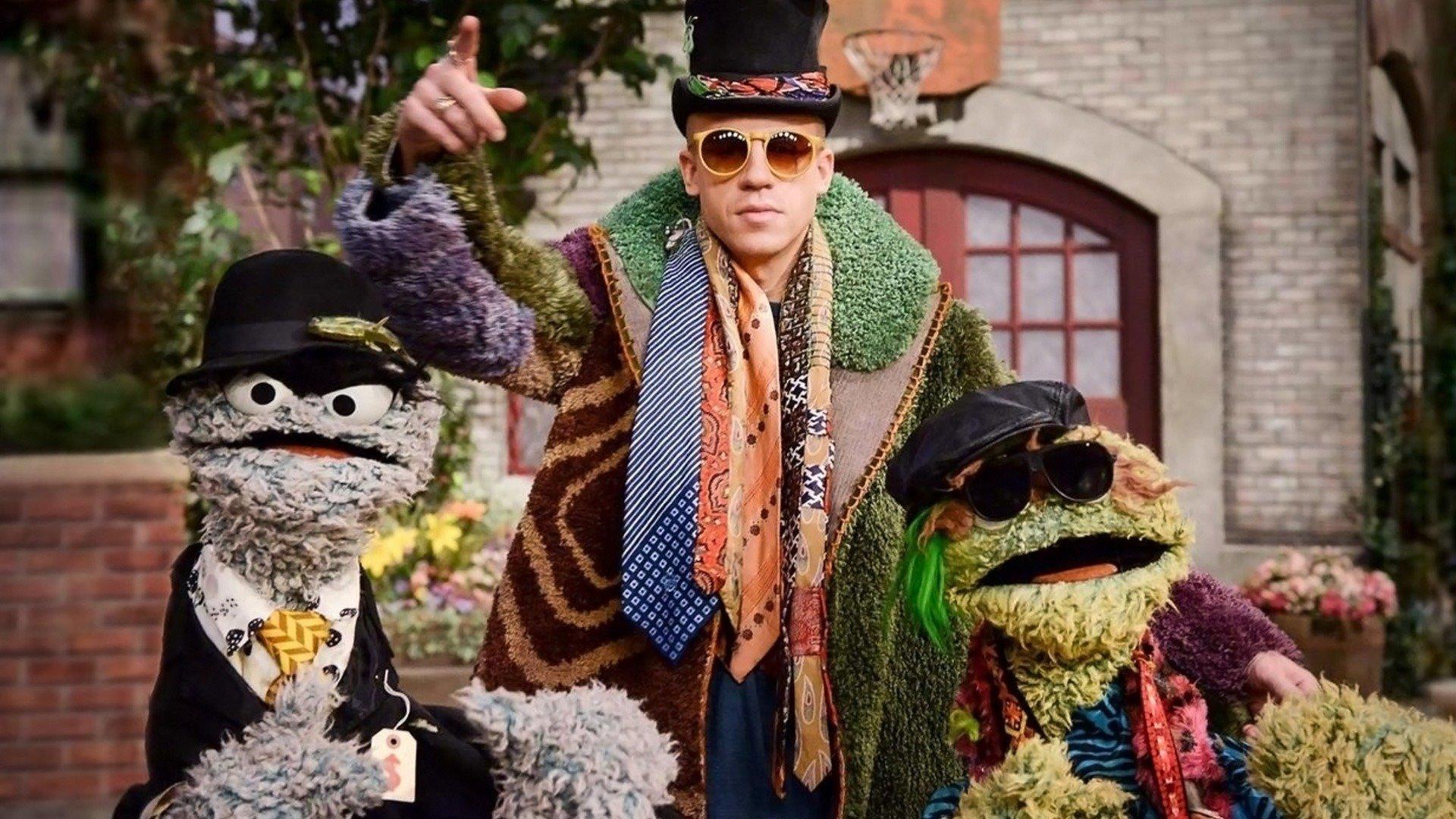 Still from Oscar's Trash Plan
