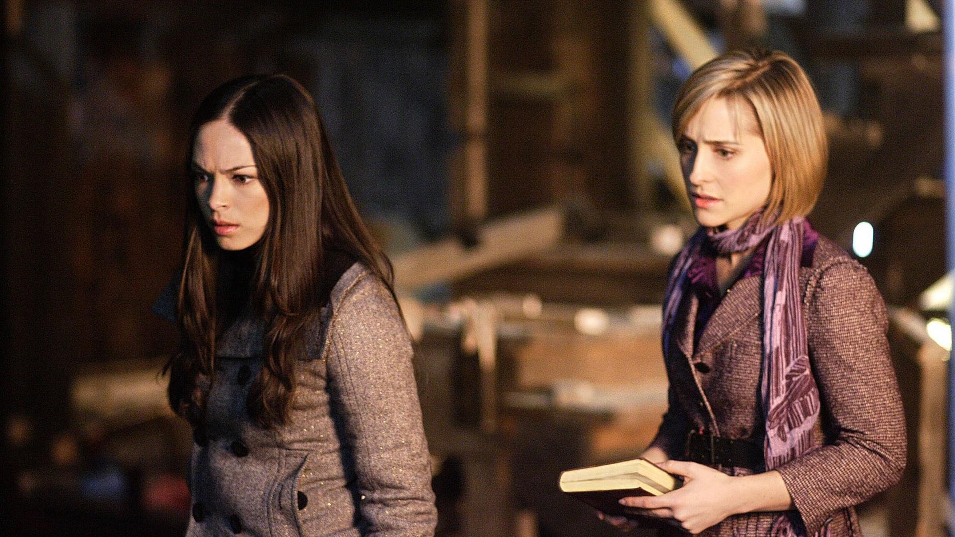 Still from Traveler