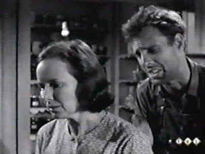 Still from Lonely Place