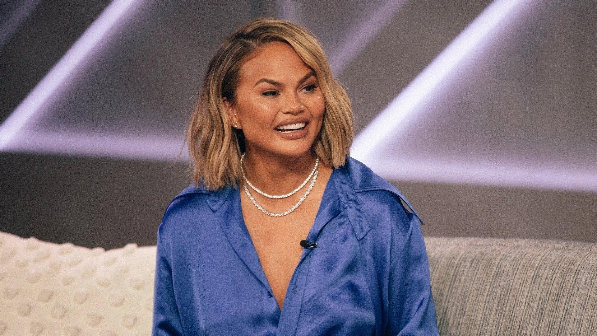 Still from Chrissy Teigen, Joy Mangano, The Marías
