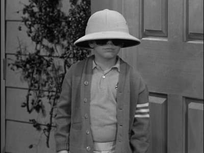 Still from A Bird in the Head Hurts