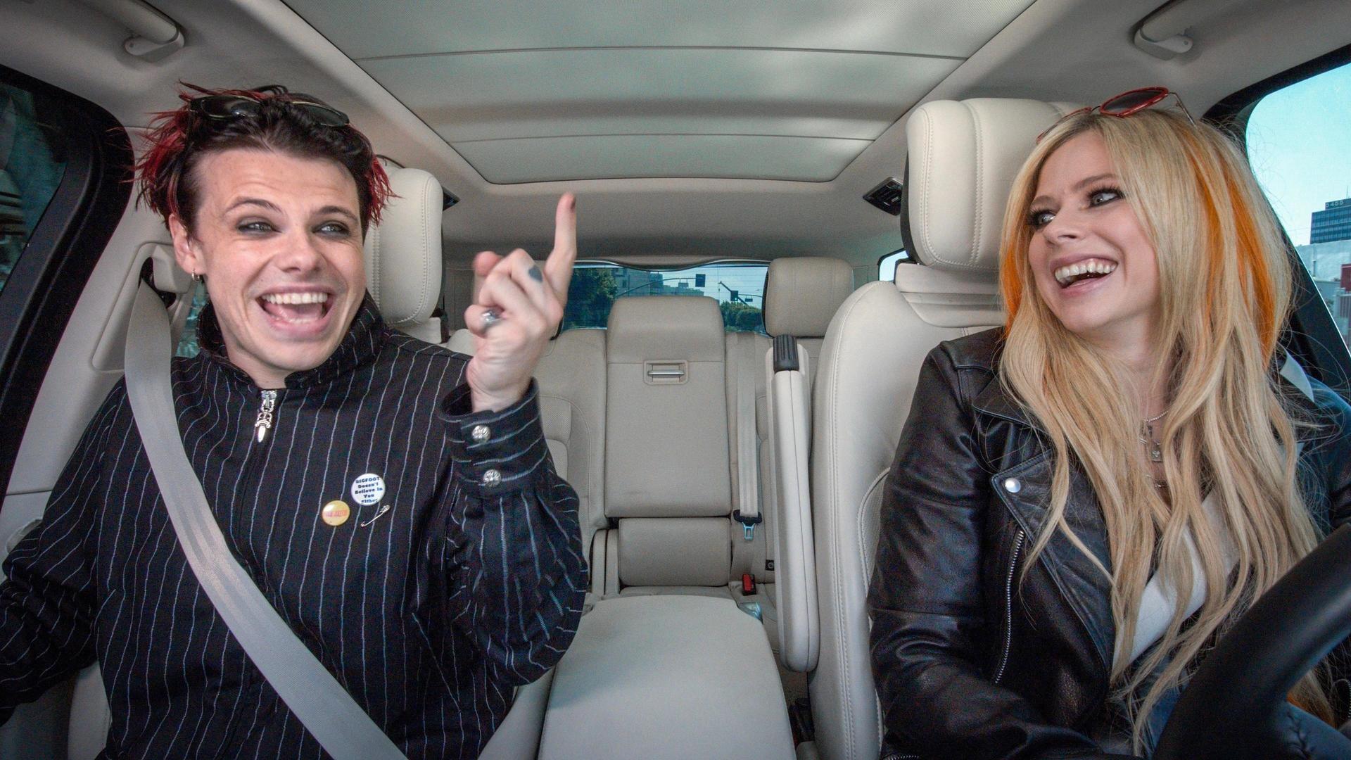 Still from Avril Lavigne & YUNGBLUD
