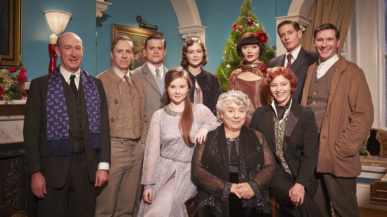 Still from Murder Under the Mistletoe