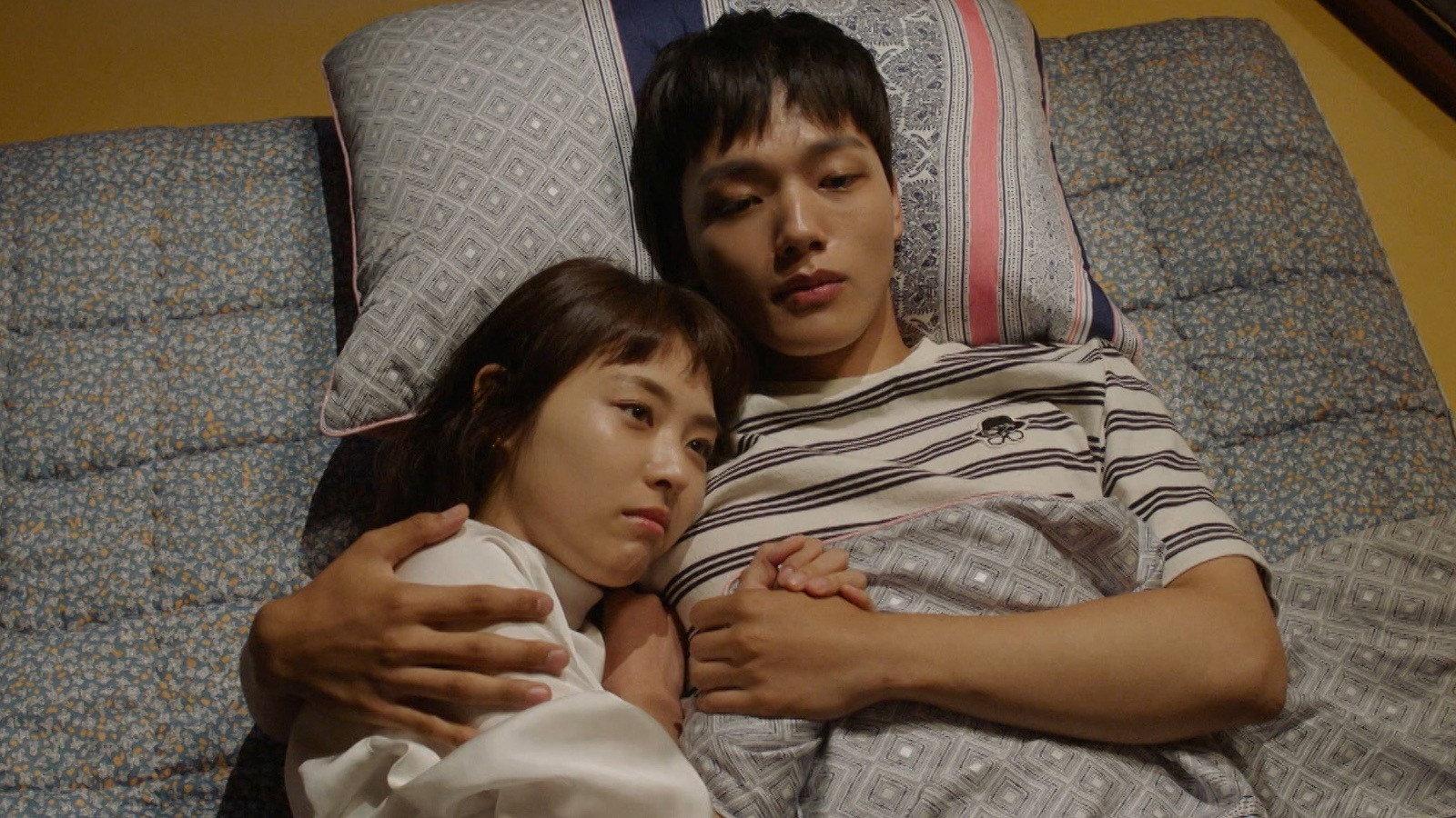 Still from Don't Marry Her