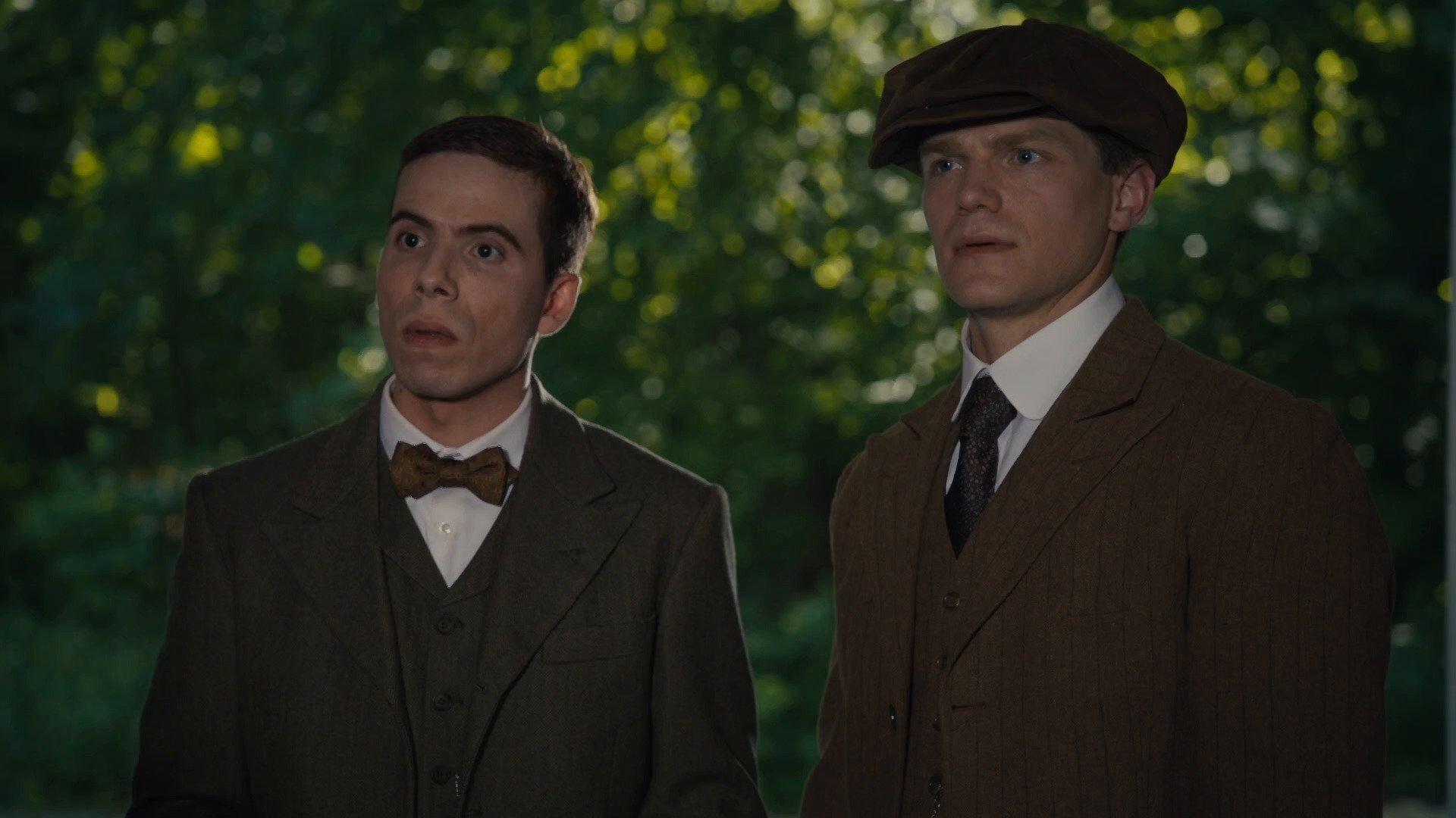 Still from Murdoch Rides Easy