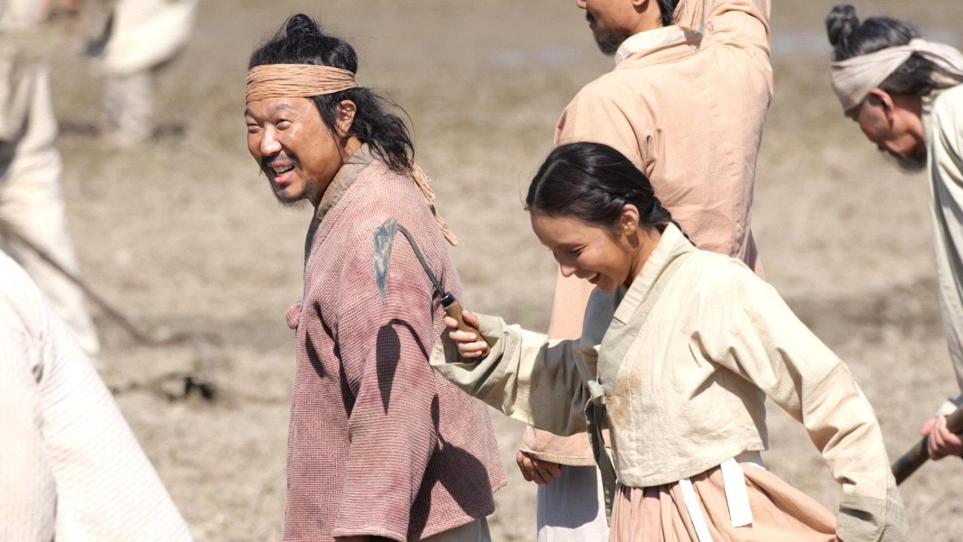 Still from The Cast Joins “My Dearest”