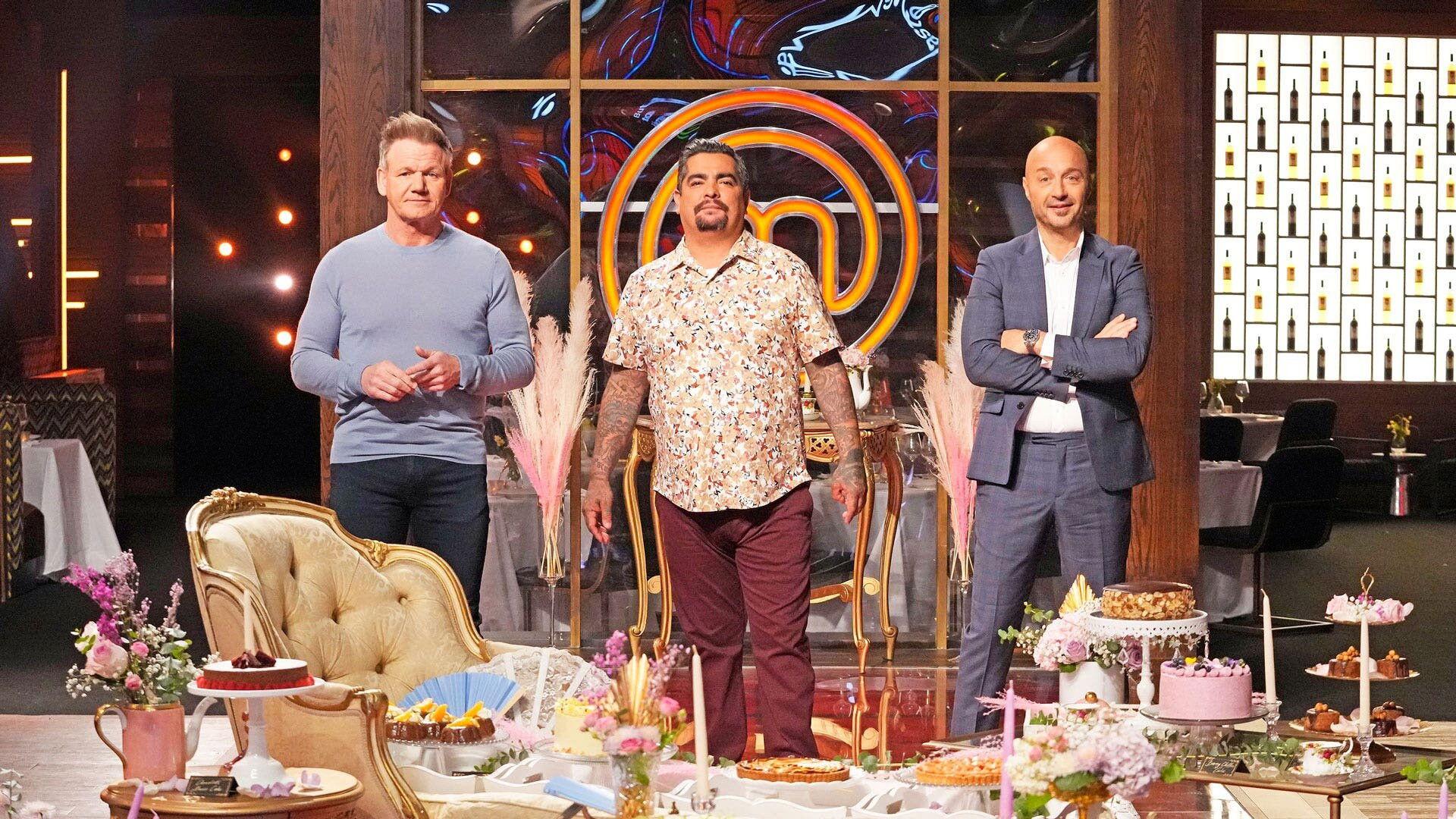 Still from Bake to Win