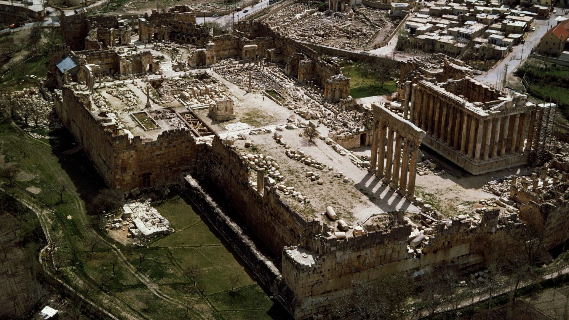 Still from Wonders of the Ancient World