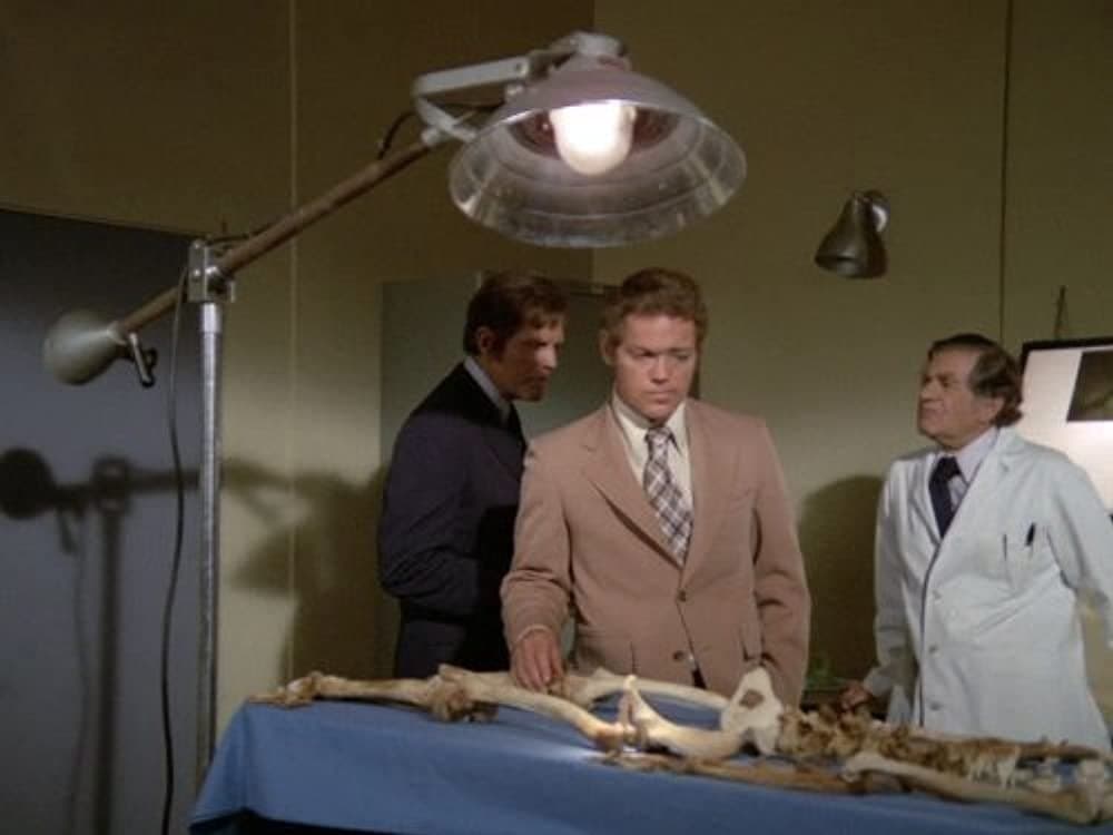 Still from Right Grave, Wrong Body