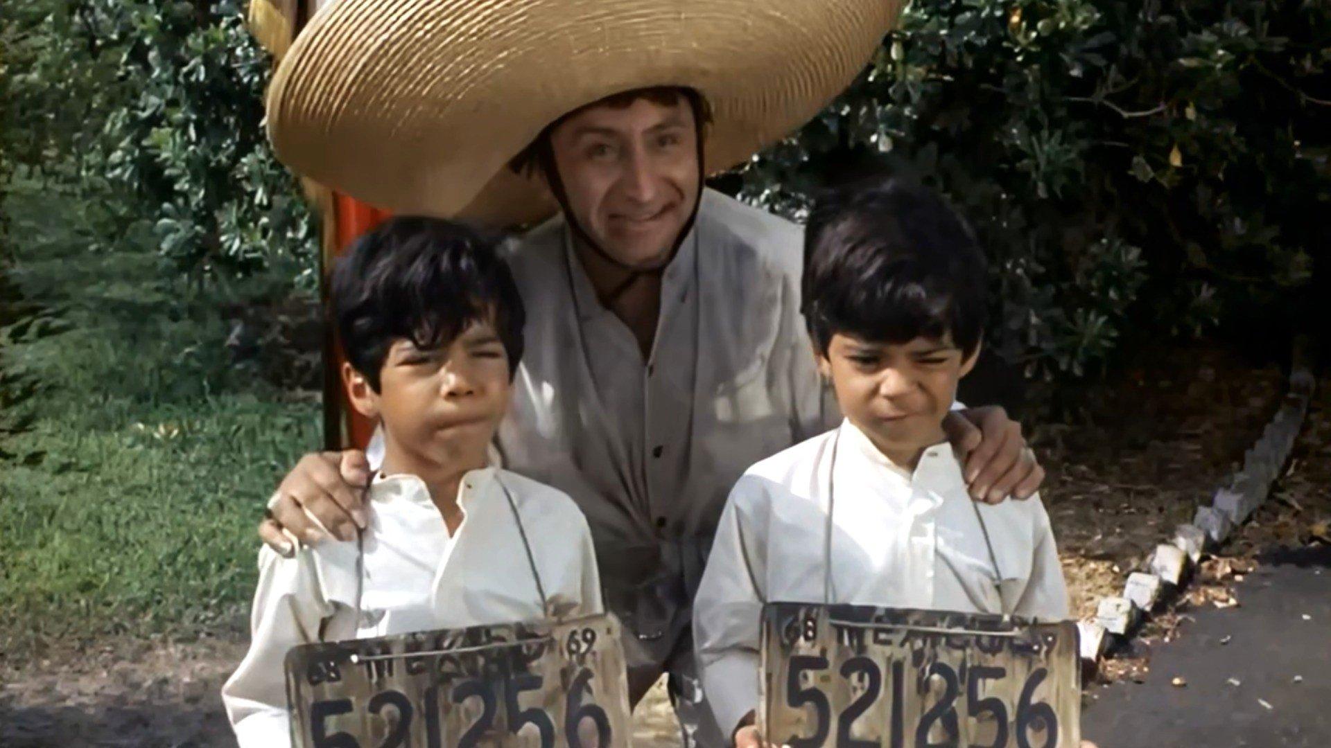 Still from Log 072: El Presidente