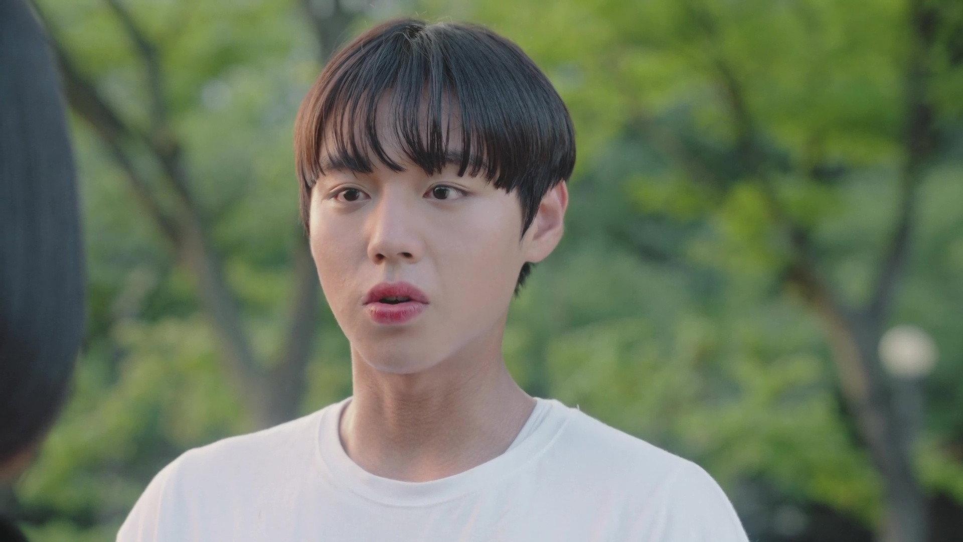 Still from Humidity at 99%, A Bad Feeling