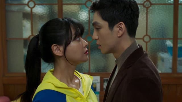 Still from Kang Hee Tells Kang Woo to Break up With Seo Yeon