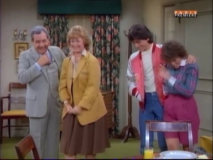 Still from Who Gives a Hootenanny?
