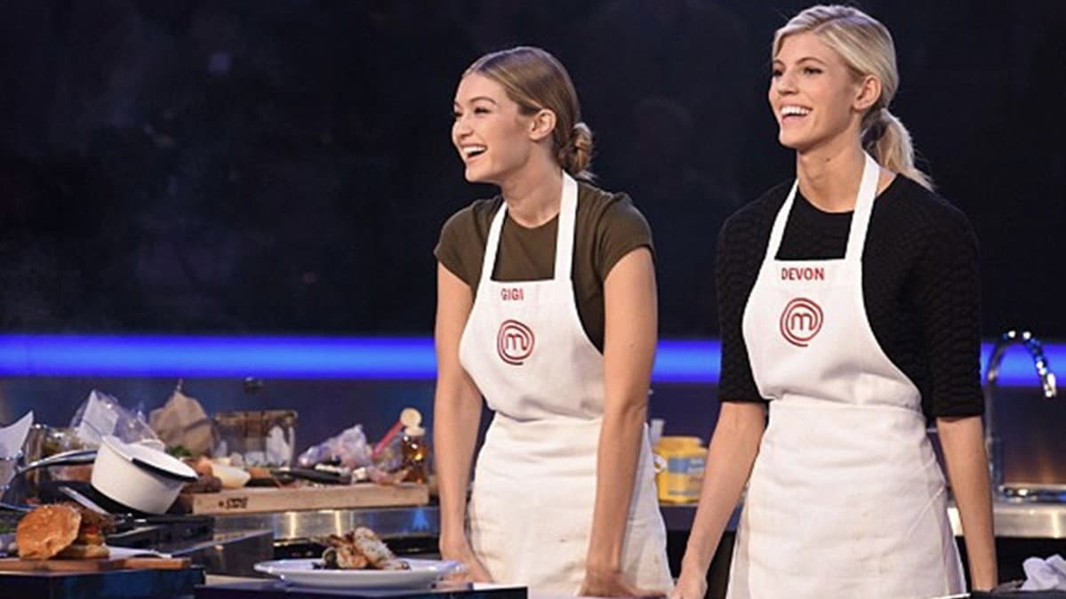 Still from Celebrity Showdown (2016)