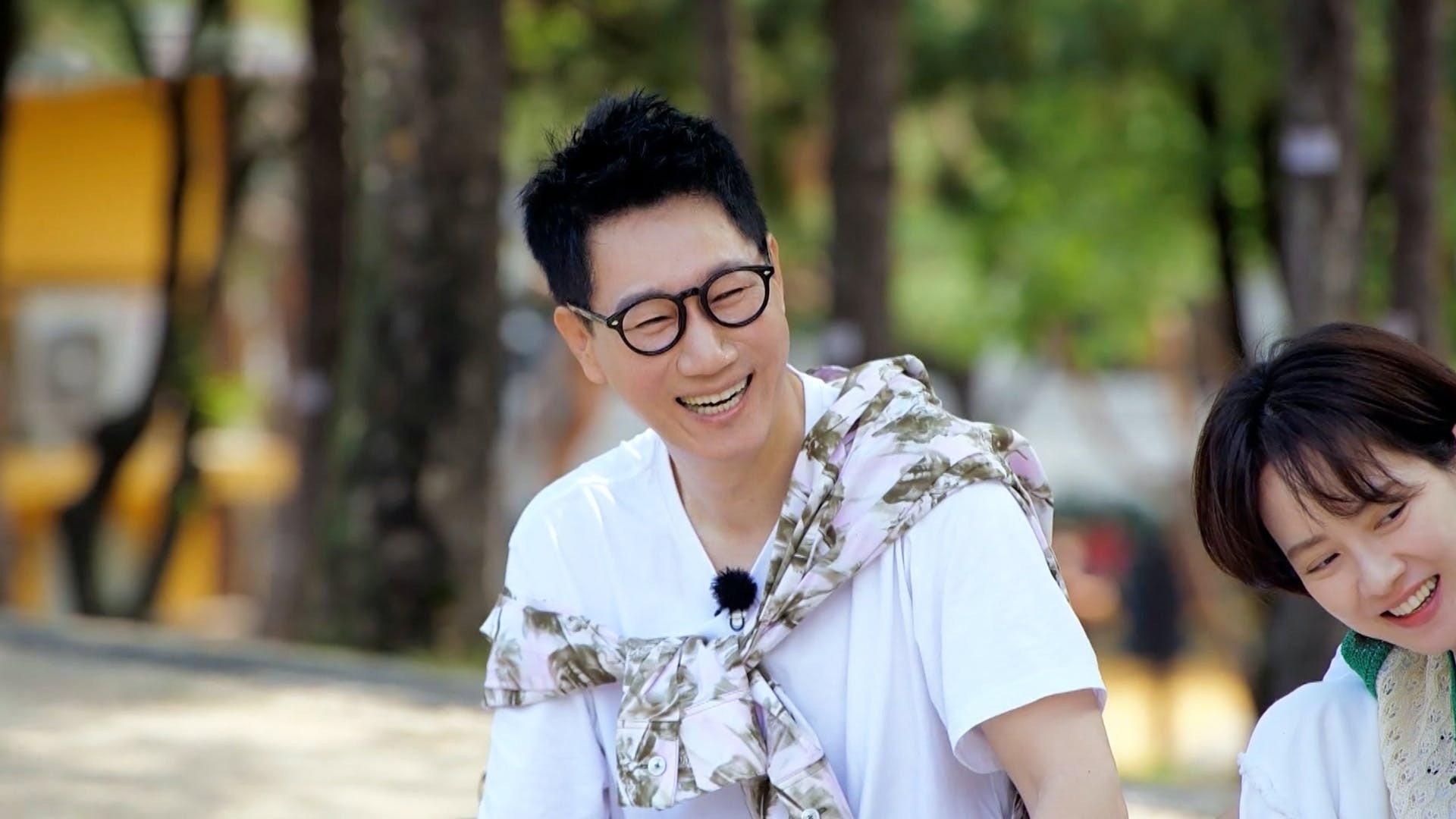 Still from The 1st Running Man Vacation Service