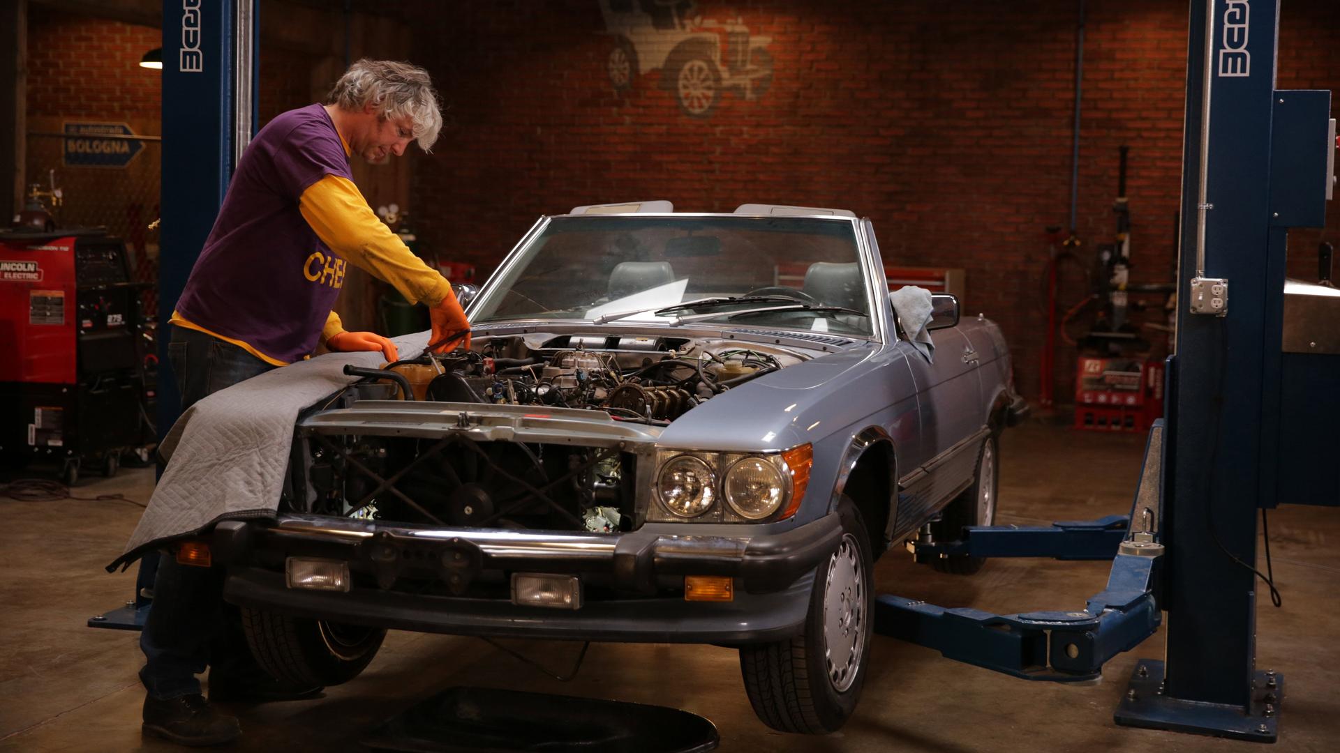 Still from 1987 Mercedes 560SL