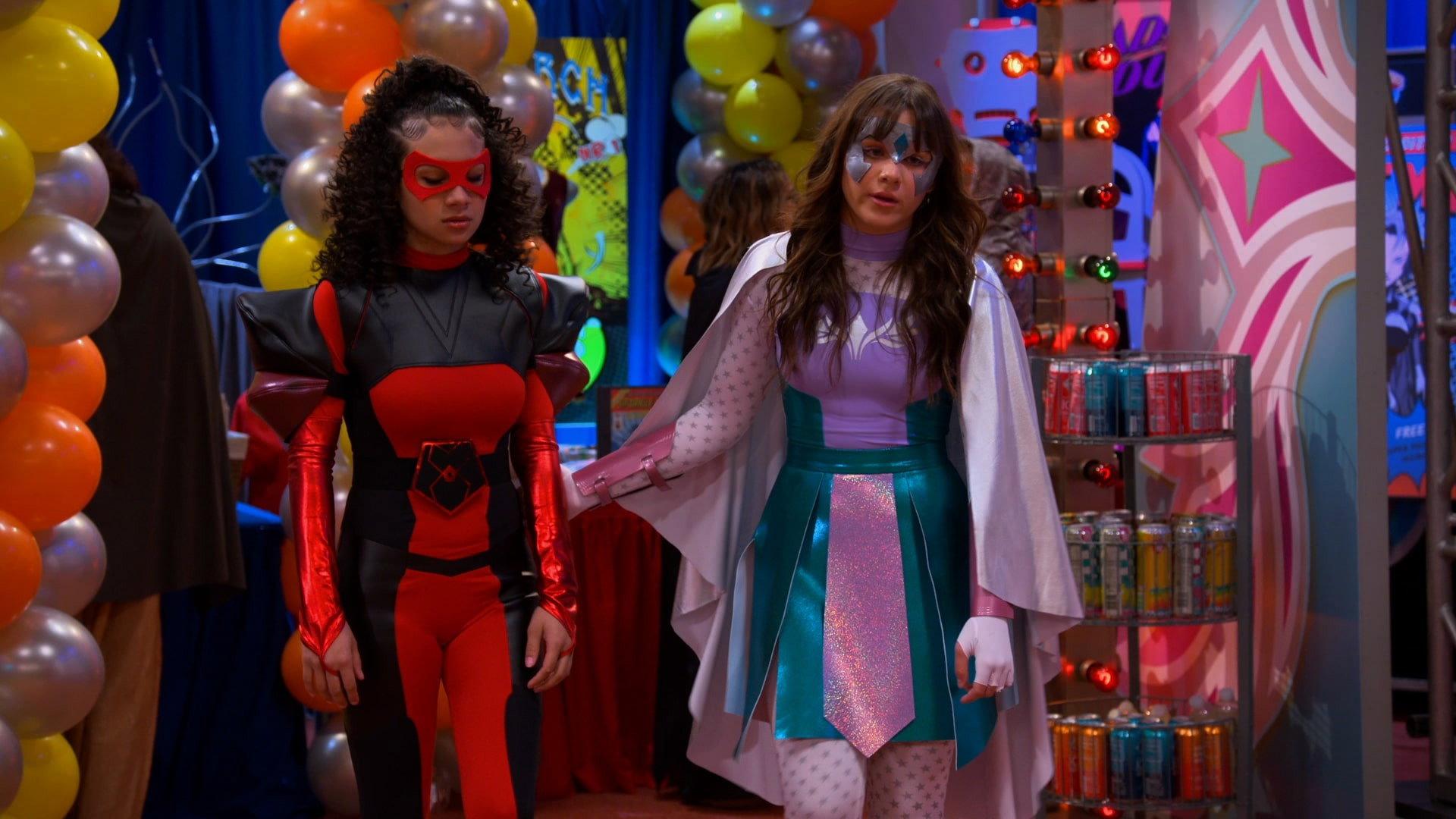 Still from ColossaCon!