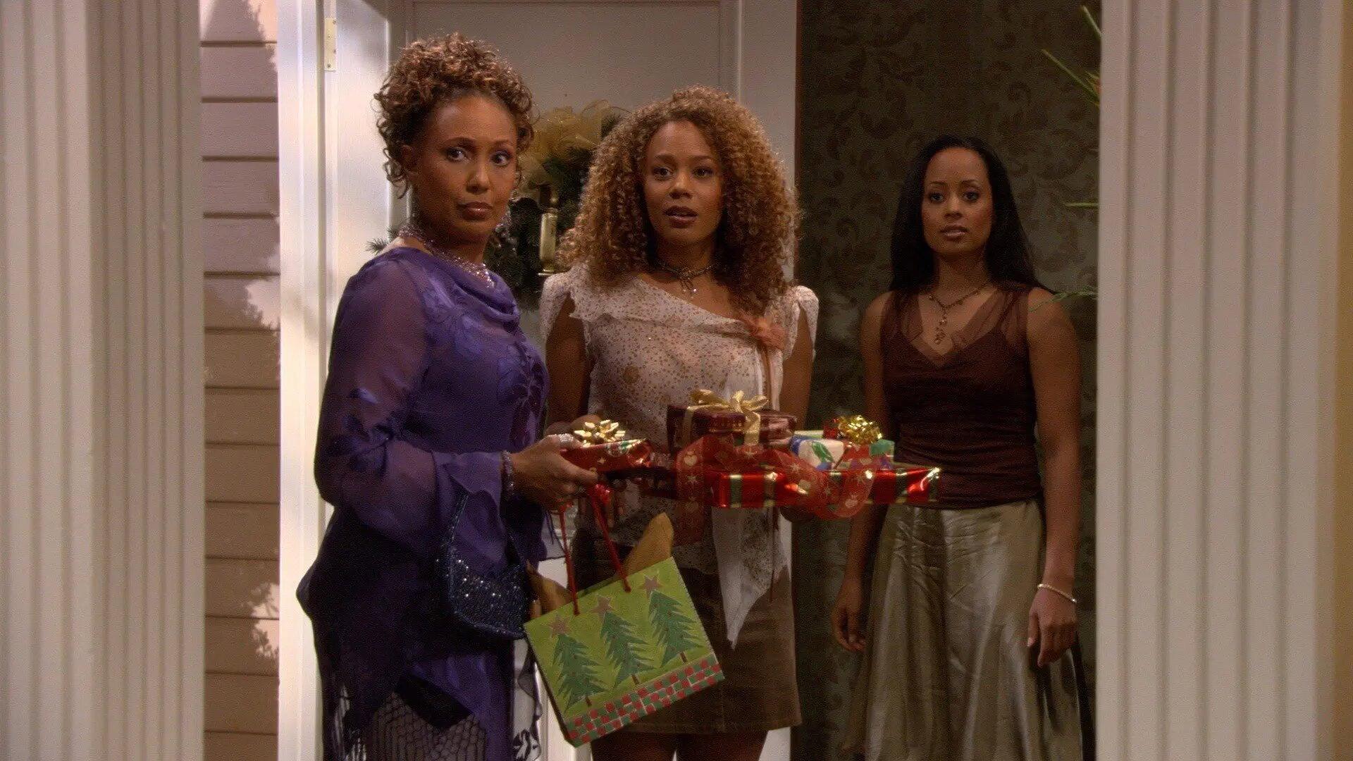 Still from The Big How the Ex Stole Christmas Episode