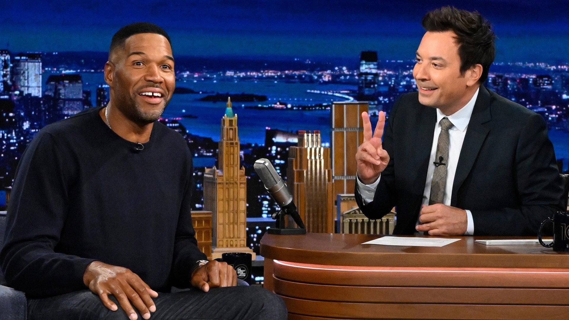 Still from Michael Strahan, Sebastian Maniscalco, Leon Bridges