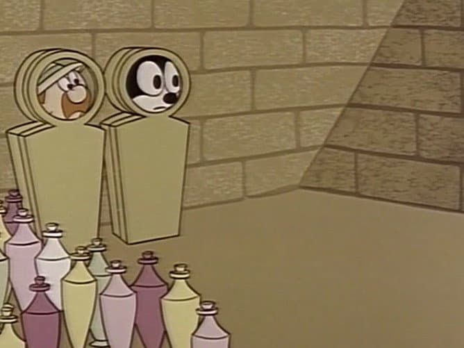 Still from Cleopatra's Beauty Secrets