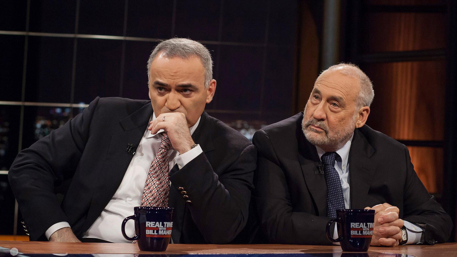 Still from Episode 352
