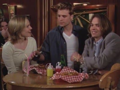 Still from Love Stinks (1)