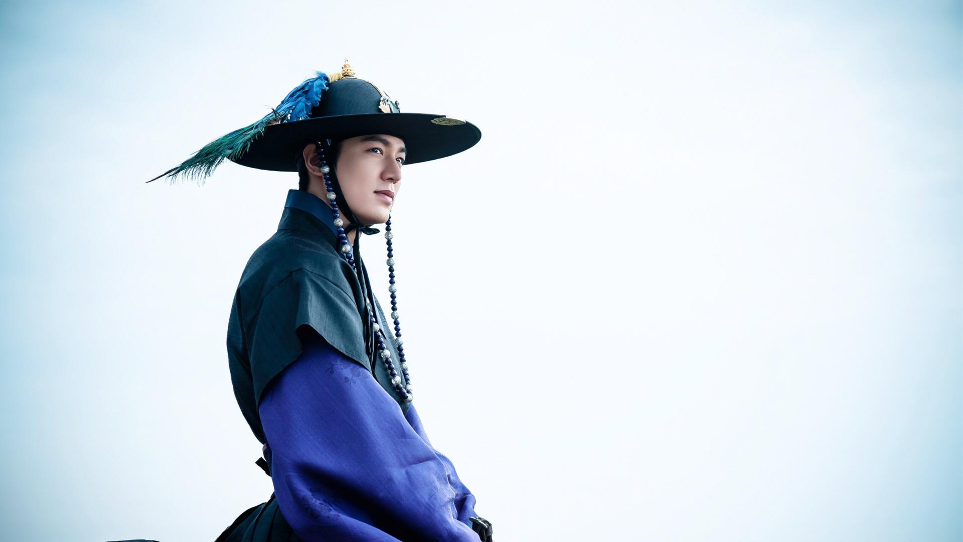 Still from Episode 19