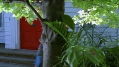 Still from Deep Trouble (1)