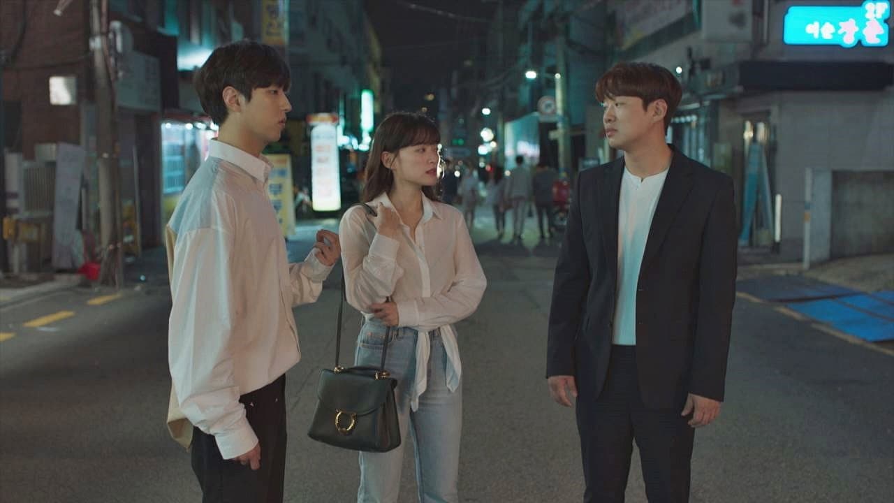 Still from There's Something I Need to Figure Out... My Heart That Likes the Writer