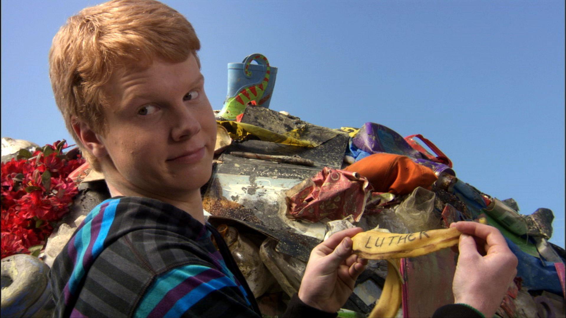 Still from Ball of Trash