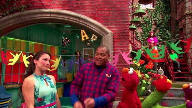 Still from Move and Groove on Sesame Street