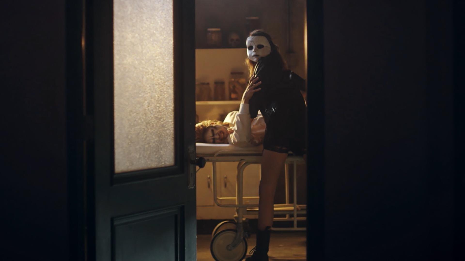 Still from Rubber(wo)Man (2)