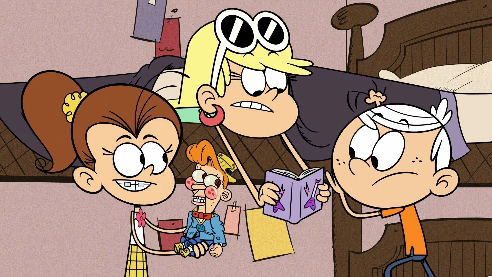 Still from Snoop's On