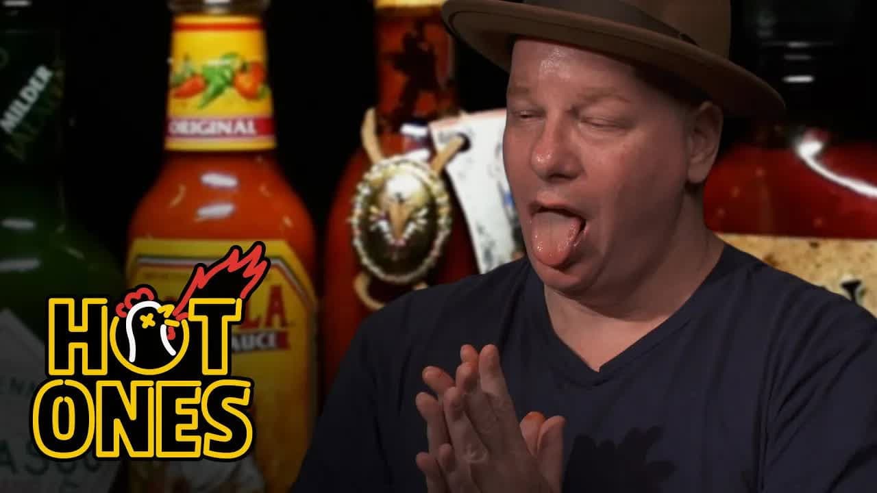 Still from Jeff Ross Gets Roasted by Spicy Wings