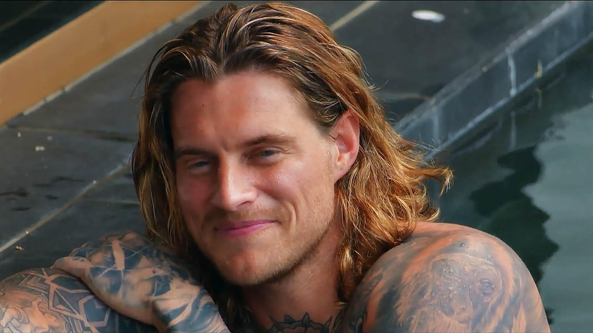 Still from Save it with a Kiss